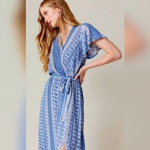 Francesca's Collections Blue Patterned Midi Wrap Dress